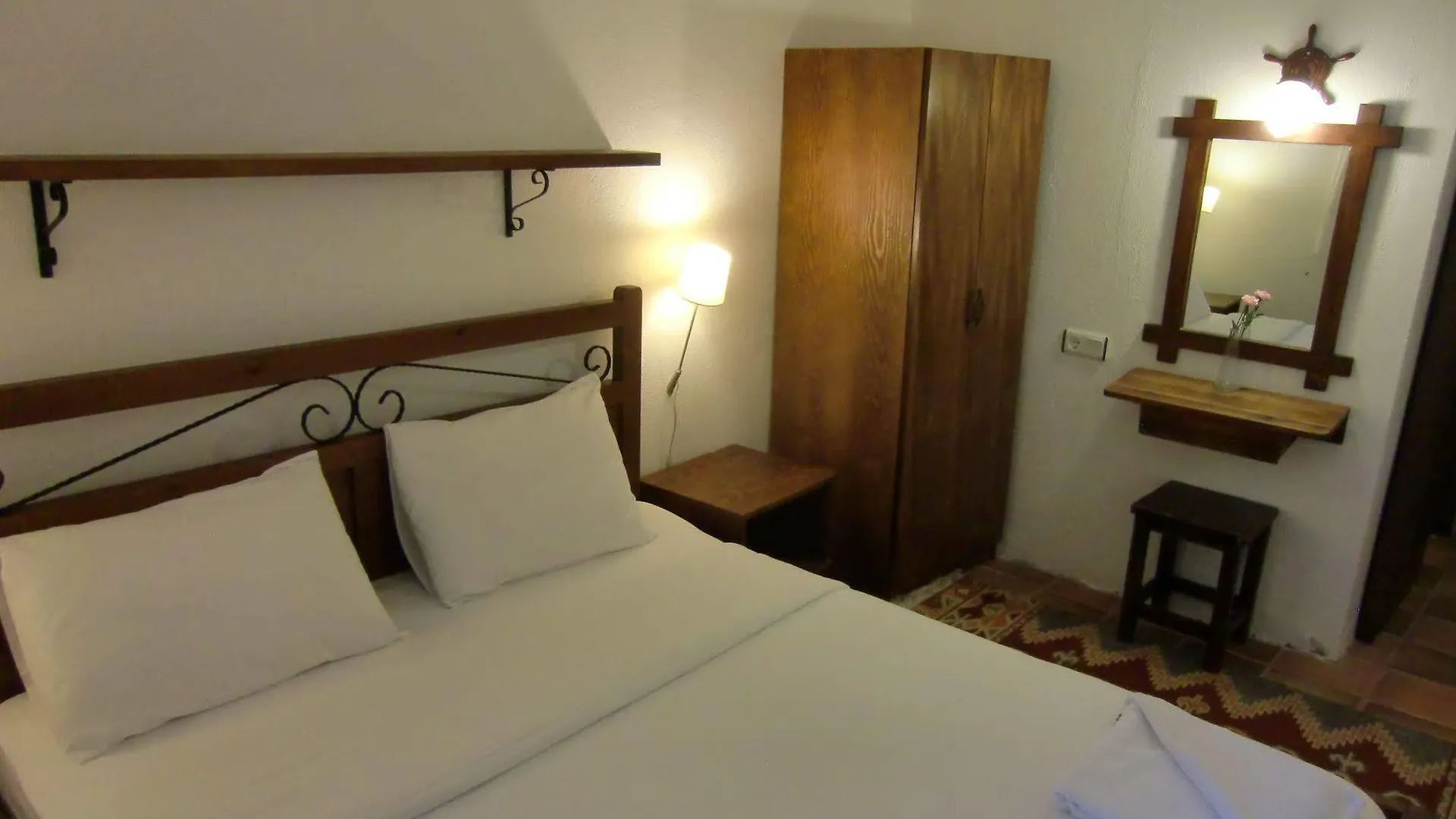 Hotel Happy Caretta Dalyan 3*,